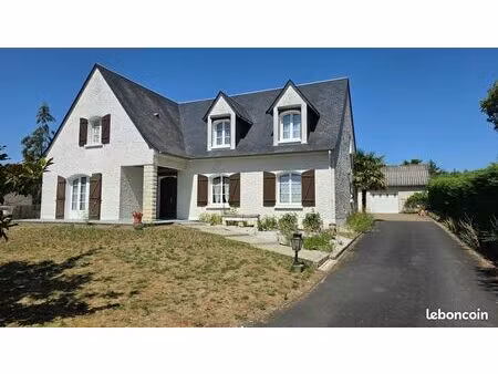 maison 6 pièces 195 m²