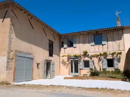 très belle maison  habitable immédiatement  178 m2  4 à 5 chbres  3 sdb  pouvant accueilli