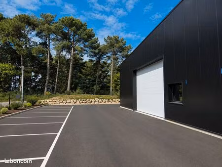 local 112 m² vannes