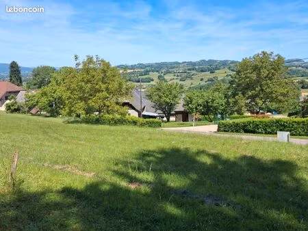 terrain 701 m² etercy