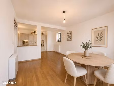 appartement 3 pièces 77 m²