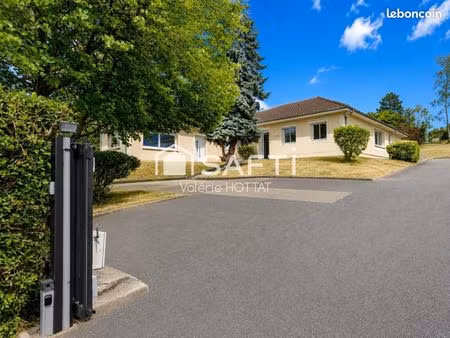 maison 8 pièces 184 m²