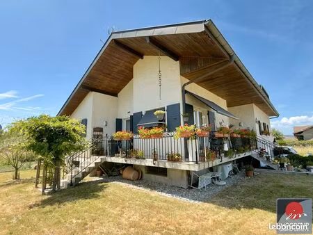 maison 7 pièces 147 m²