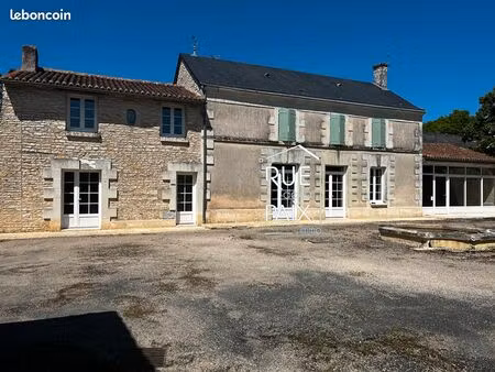 maison 5 pièces 200 m²