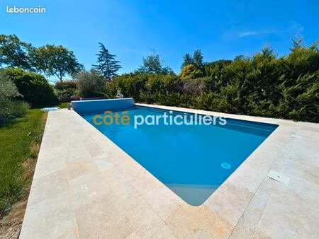 maison 7 pièces 250 m²