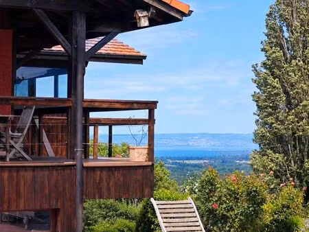 villa panoramique avec vue exceptionnelle sur le léman