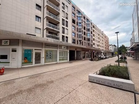 place de parking sécurisée à louer – résidence cartesia  annemasse