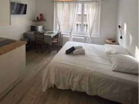 studio pour étudiante vielle ville