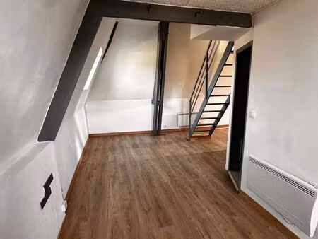 à louer – duplex 3 pièces rénové de 67 m² – le houlme (proche rouen)