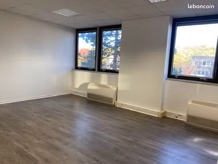 bruges – bureau 139 m²