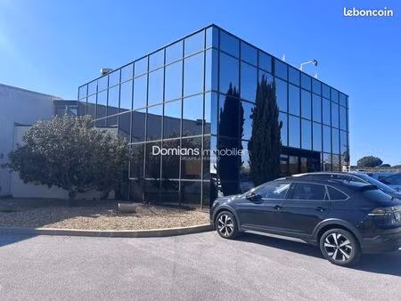 bureaux 203 m²