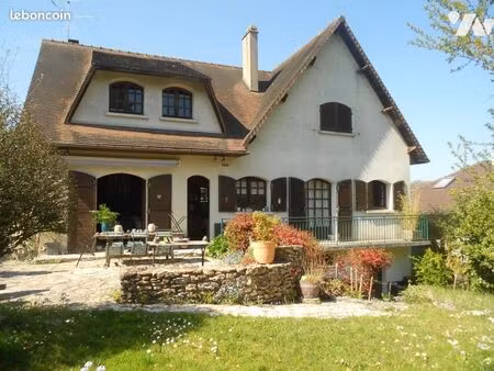 maison 7 pièces 175 m²