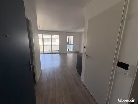appartement 3 pièces 64 m²