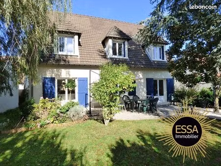 maison 8 pièces 183 m²