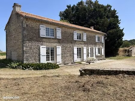 maison 6 pièces 161 m²