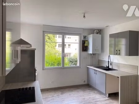 maison 4 pièces 77 m²