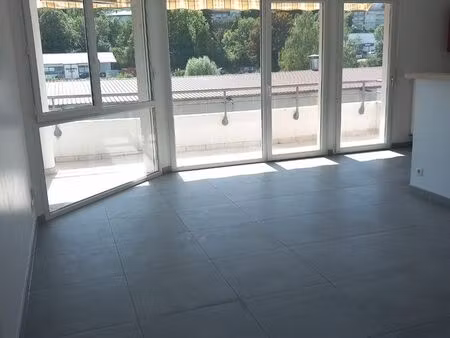 appartement t3 lumineux