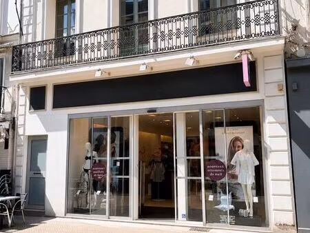 local commercial 183 m²