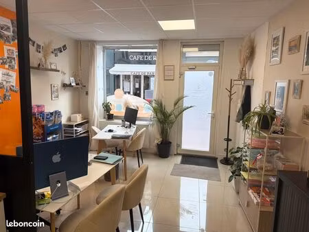 local professionnel / bureaux / commerce - hyper centre lillebonne - 400 cc