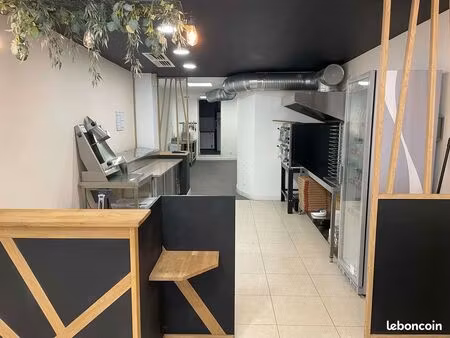 local à usage commercial de 110 m² situé en hyper centre de saint-omer