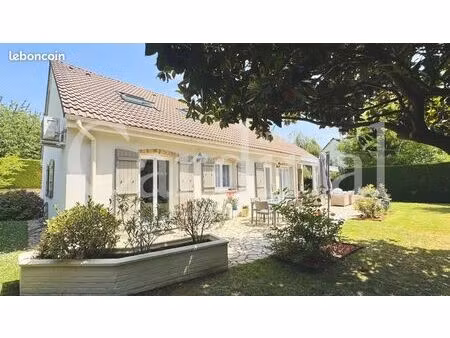 maison 7 pièces 185 m²