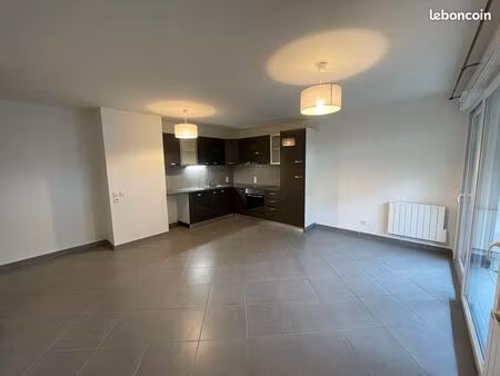 appartement 3 pièces 57 m²