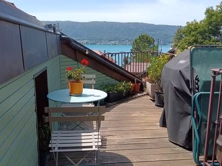 appartement t4 meublé avec vue sur le lac d’annecy-veyrier du lac