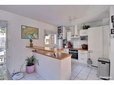 maison 4 pièces 77 m²