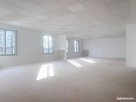 bureaux 142 m² versailles