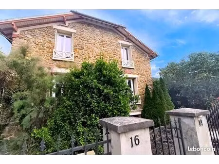 maison 5 pièces 143 m²