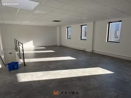 local d'activite 676 m² buchelay