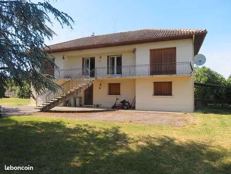 maison 6 pièces 180 m²