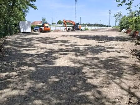terrain 1 500 m² à louer – stockage / dépôt – proche rn10
