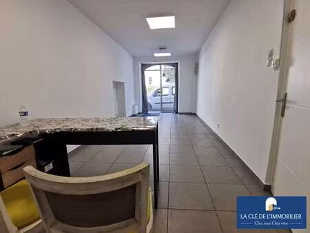vente bureaux et commerces à quimper (29000) : à vendre / 22m² quimper