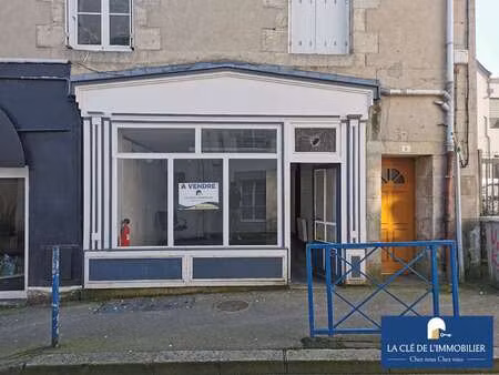 vente bureaux et commerces à quimper (29000) : à vendre / 49m² quimper