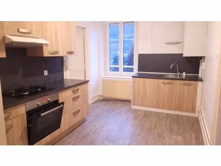 location appartement 4 pièces 72.69 m² à senones (88210)  452 €