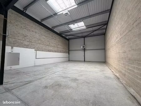 local d'activite 358 m² bailly romainvilliers