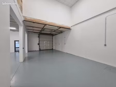 local d'activite 236 m² roissy en brie