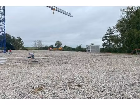 bureau 150 m²
