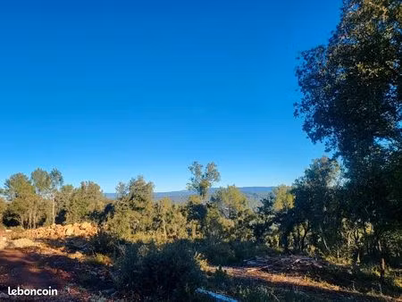 terrain 2 200 m² le thoronet