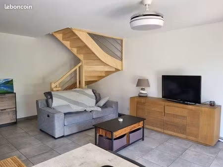rdj t3 duplex meublé à trévoux (la ville à la campagne)