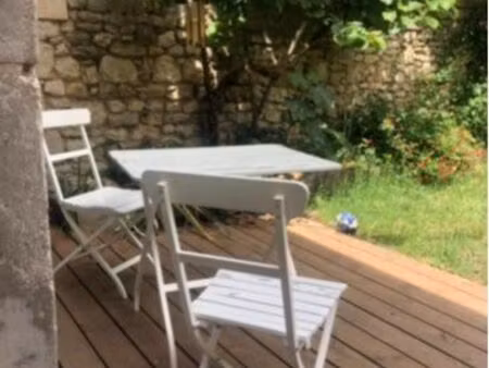 rare à la location-maison de 110m2 entièrement rénovée avec jardin de 50m2 en hyper centre