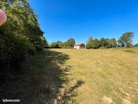 terrain 4 500 m² le vigen