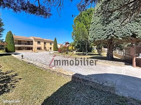 maison 6 pièces 280 m²