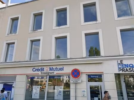 bureaux 145 m² melun