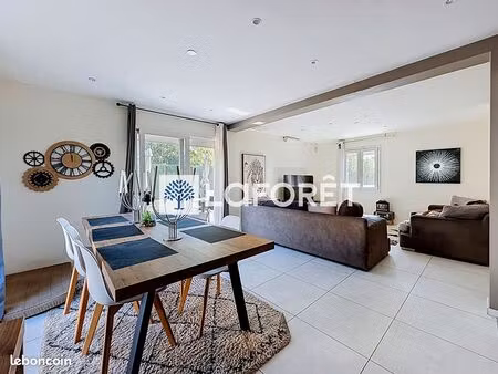 maison 5 pièces 99 m²