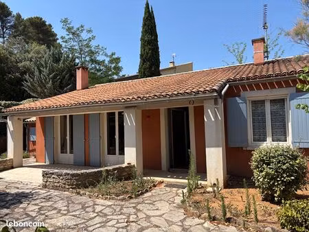 propriété 8 pièces 162 m²