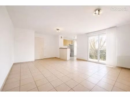 appartement 3 pièces 60 m²