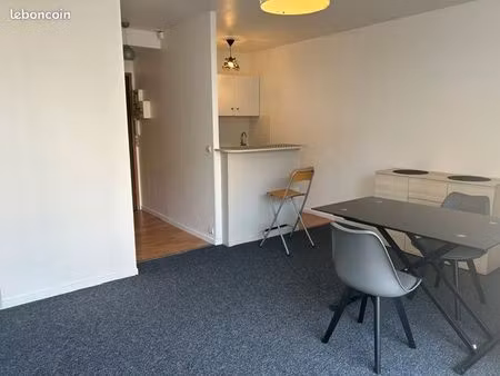 studio 1 pièce 24 m²