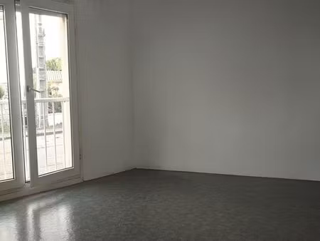 studio près fac lettres  médecine